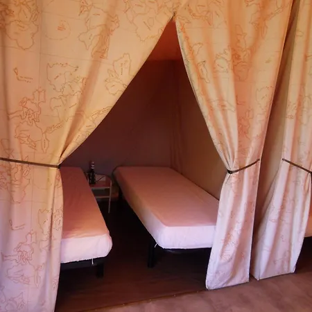 Etche Zahar Urt