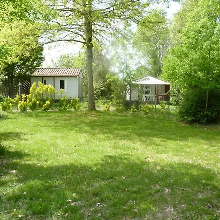 Etche Zahar مكان تخييم 3*